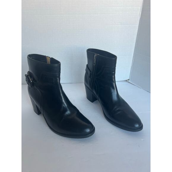 FRYE Janis Shield Black Leather Almond Toe Block Heel  Side Zip Ankle Boots 8.5B - Picture 2 of 11